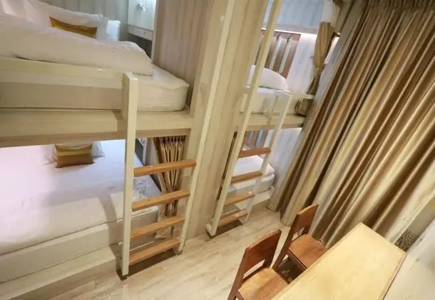 Deluxe Female Dormitory (Lower Bunk Bed)