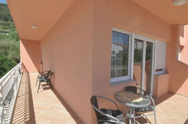 Family Apart Daire, 2 Yatak Odası, Sigara İçilmez, Bahçe Manzaralı