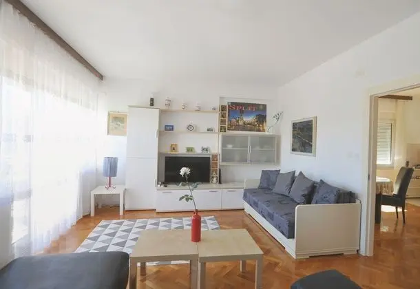 Family Apart Daire, 2 Yatak Odası, Sigara İçilmez, Bahçe Manzaralı