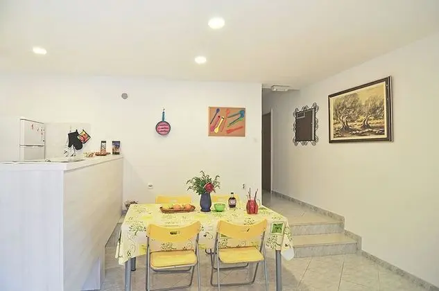 Family Apart Daire, Havuz Manzaralı