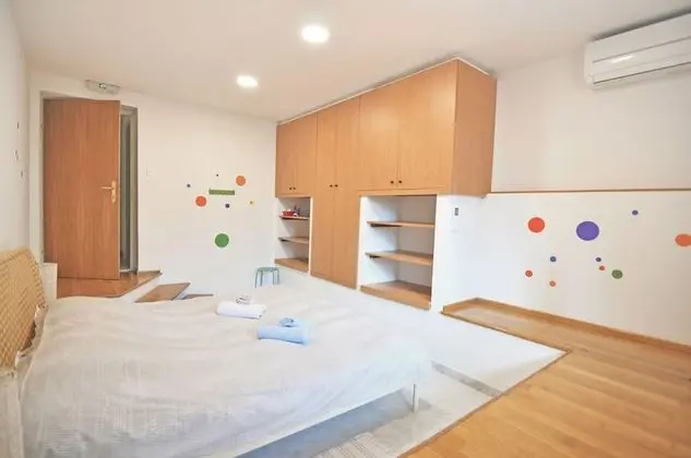 Family Apart Daire, Havuz Manzaralı