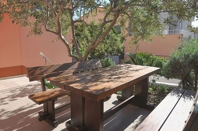 Family Apart Daire, Havuz Manzaralı