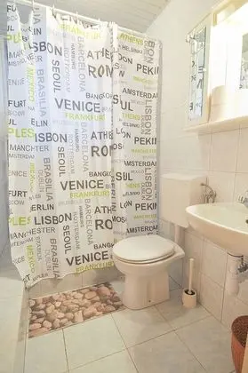 Family Apart Daire, Havuz Manzaralı