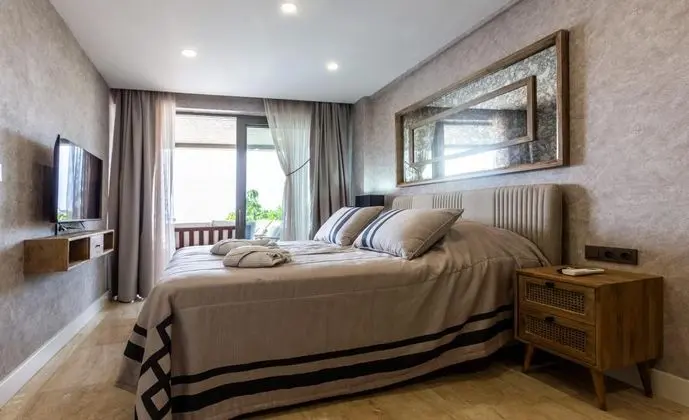 Villa, Deniz Tarafı, Özel Havuzlu