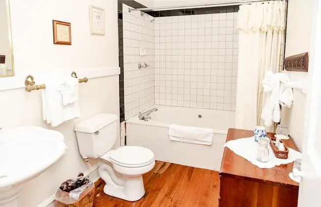 Deluxe Tek Büyük Yataklı Oda (The Colonel)