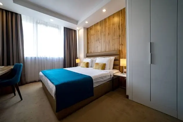 Comfort Tek Büyük Yataklı Oda