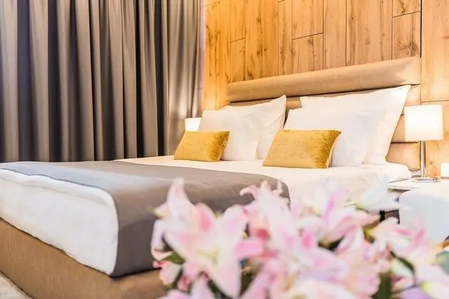 St Mark suite