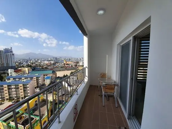Family Tek Büyük Yataklı Oda