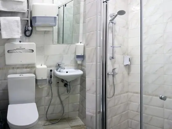 Standard Tek Büyük Yataklı Oda, Ortak Banyo