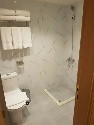 Üç Kişilik Oda, 3 Tek Kişilik Yatak, Şehir Manzaralı
