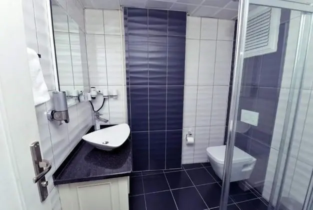 Triple Oda - Üç Ayrı Yataklı , Şehir Manzaralı, Klimalı