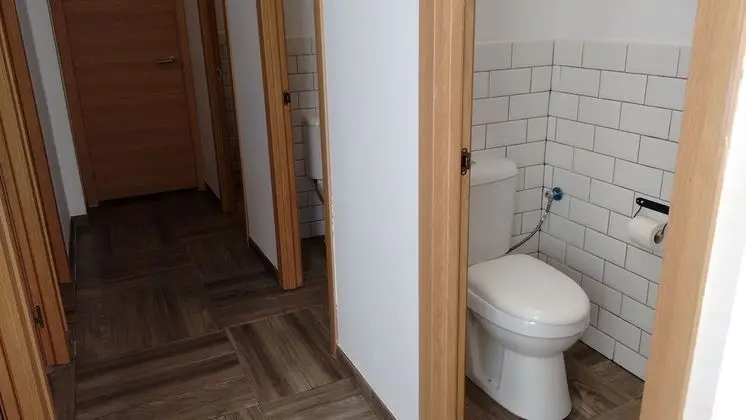 Ortak Ranzalı Oda, Karma Ranzalı Oda (1 bed in 10 Bed Dorm)