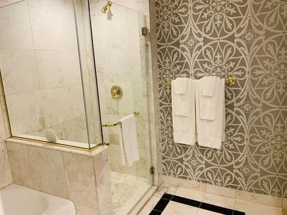Luxury Oda, 1 En Büyük (King) Boy Yatak, Engellilere Uygun