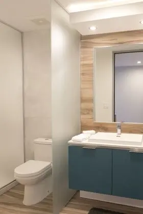 Marketplace Suite 1 (2 people max)