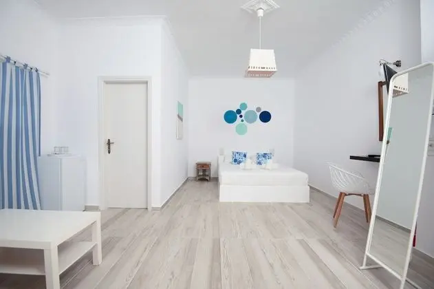 Üç Kişilik Oda