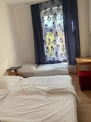 Economy Üç Kişilik Oda