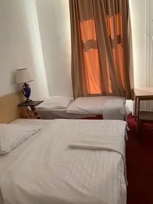 Economy Üç Kişilik Oda