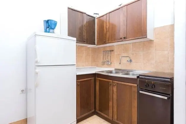 Apart Daire (Marko - 70m from the sea - A4(4+1))