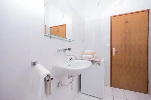 Apart Daire (Marko - 70m from the sea - A5(4+1))