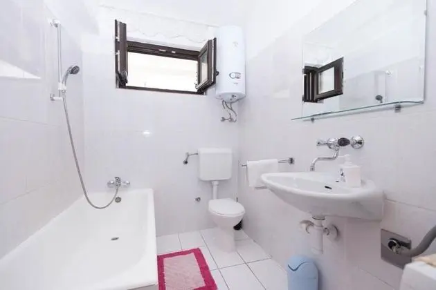 Apart Daire (Marko - 70m from the sea - A5(4+1))