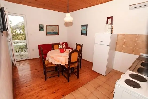 Apart Daire (Marko - 70m from the sea - A5(4+1))