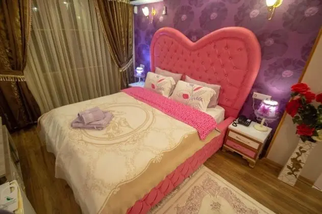 Aile Odası, Şehir Manzaralı