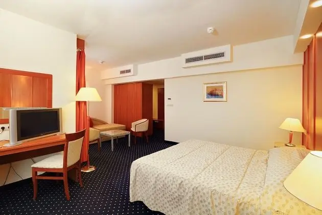 Superior junior suite