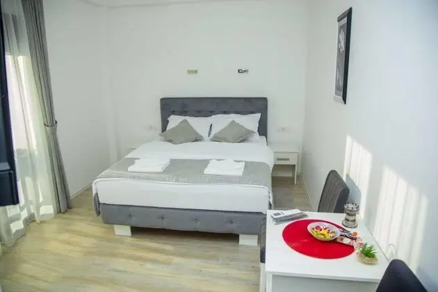 Deluxe Tek Büyük Yataklı Oda, Dağ Manzaralı
