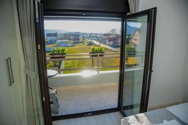 Deluxe Tek Büyük Yataklı Oda, Dağ Manzaralı