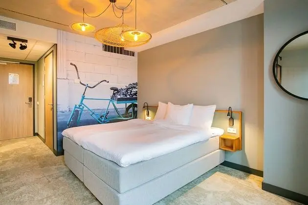 Comfort Tek Büyük Yataklı Oda