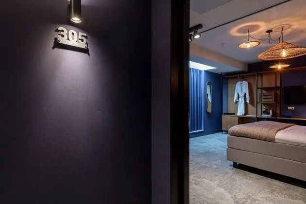 Superior Oda, Balkon