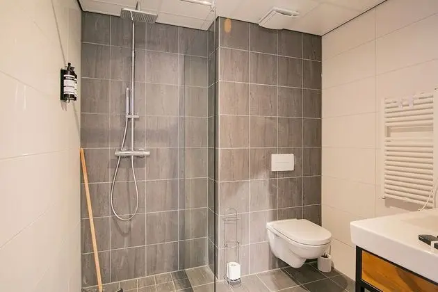 Superior Oda, Balkon