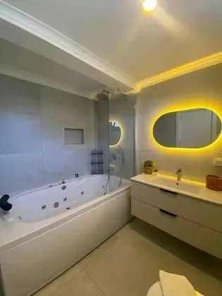 Dublex Villa 4 Kişilik, Havuz ve Bahçe Manzaralı, 2. Kat
