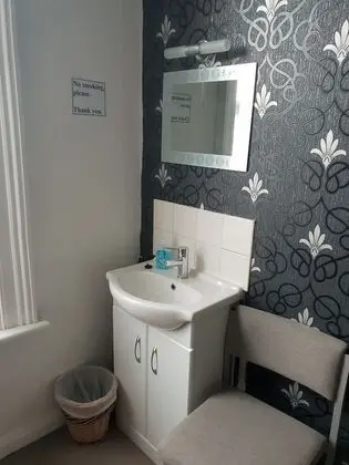 Basic Tek Kişilik Oda, Ortak Banyo