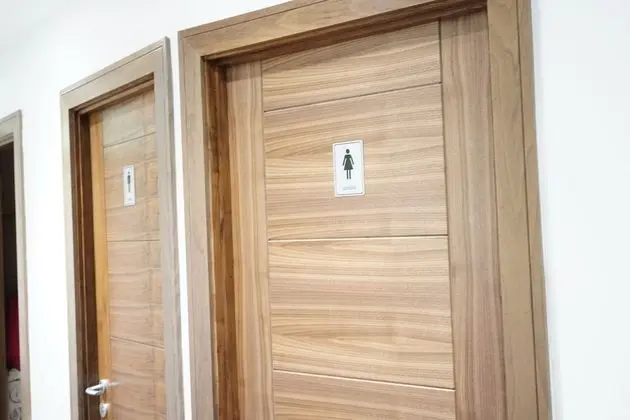 Tek Kişilik Oda, Banyolu/Duşlu (shared toilet)