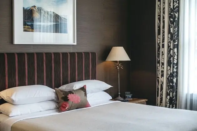 Premium Oda, 1 En Büyük (King) Boy Yatak, Sigara İçilmez, Bahçe Manzaralı