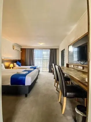 Deluxe Üç Kişilik Oda