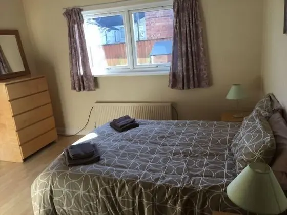 Deluxe Apart Daire, Banyolu/Duşlu (Ground Floor Apartment)