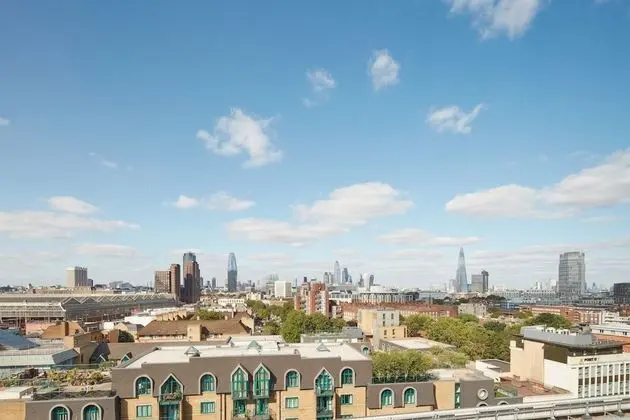Premium Room, 1 King Bed, City View
