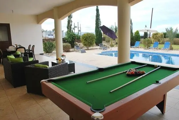 Villa, 4 Yatak Odası, Sigara İçilebilir, Şömine