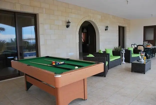 Villa, 4 Yatak Odası, Sigara İçilebilir, Şömine