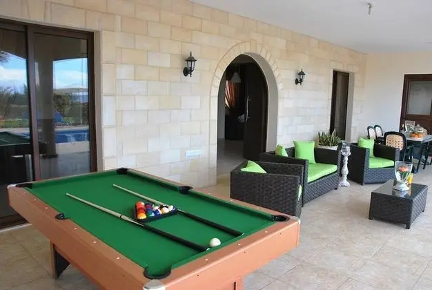 Villa, 4 Yatak Odası, Sigara İçilebilir, Şömine