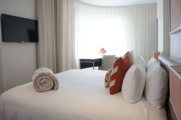 Superior Deluxe Suite