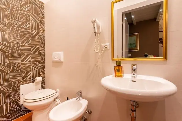 Junior Tek Büyük Yataklı Oda, 1 Yatak Odası, Buzdolabı ve Mikrodalga, Şehir Manzaralı