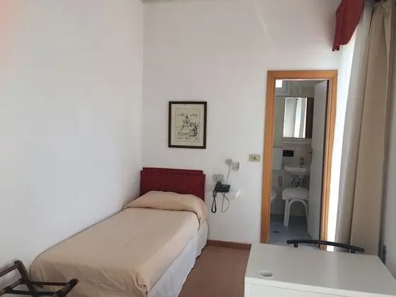 Tek Kişilik Oda
