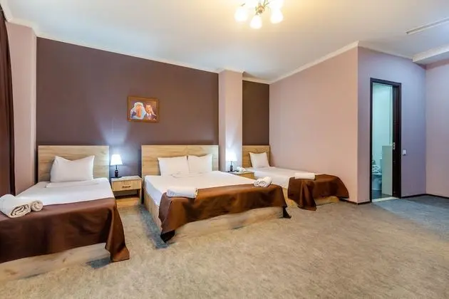 Deluxe Dört Kişilik Oda, Şehir Manzaralı