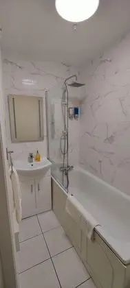 Standard Apart Daire, Özel Banyo (Traditional )