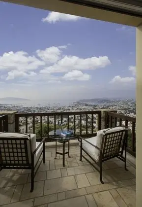Corner Suite Oda Deniz Manzaralı