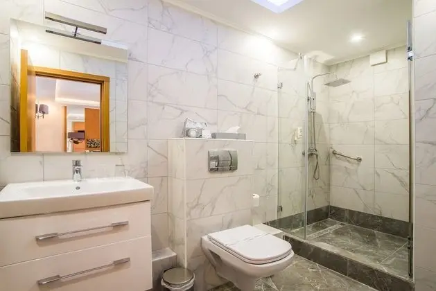 Deluxe Tek Büyük veya İki Ayrı Yataklı Oda