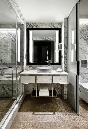 Deluxe Şehir Manzaralı Oda